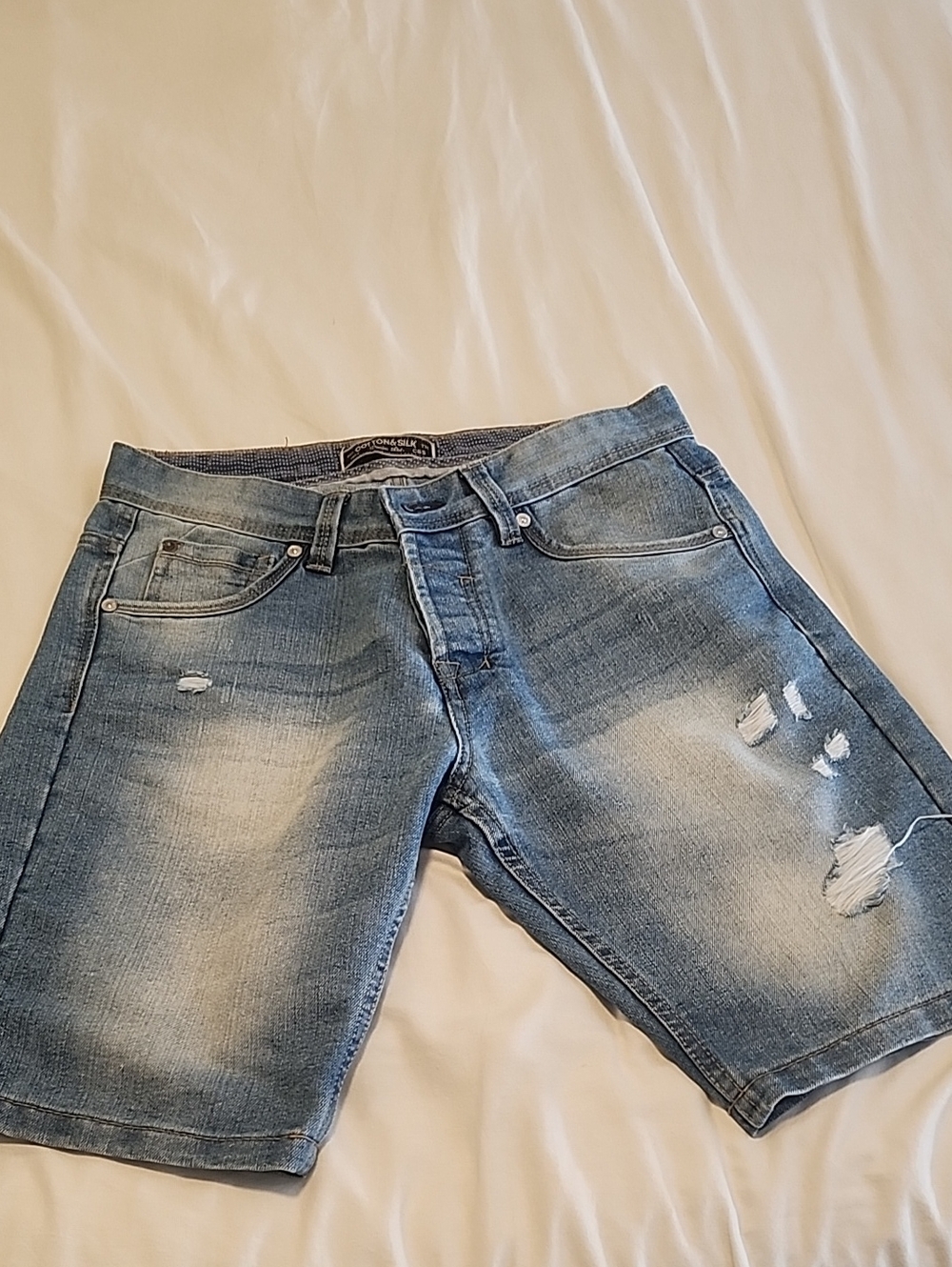 Cotton & Silk Men's Distressed Denim Shorts - Blue